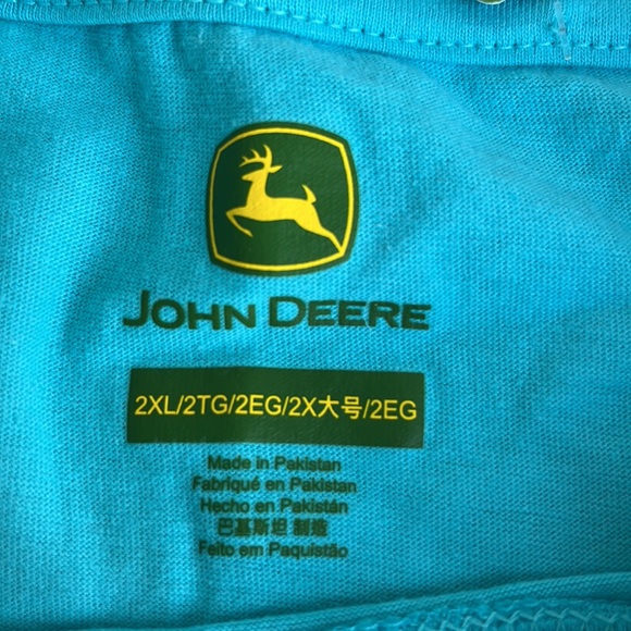 New John Deere baby blue crewneck T-shirt - Picture 6 of 13